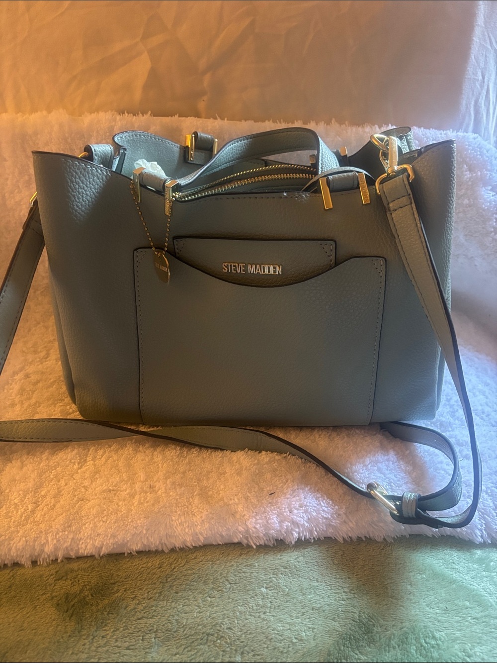 Steve Madden Light Gray Leather Shoulder Tote with Gold Hardware